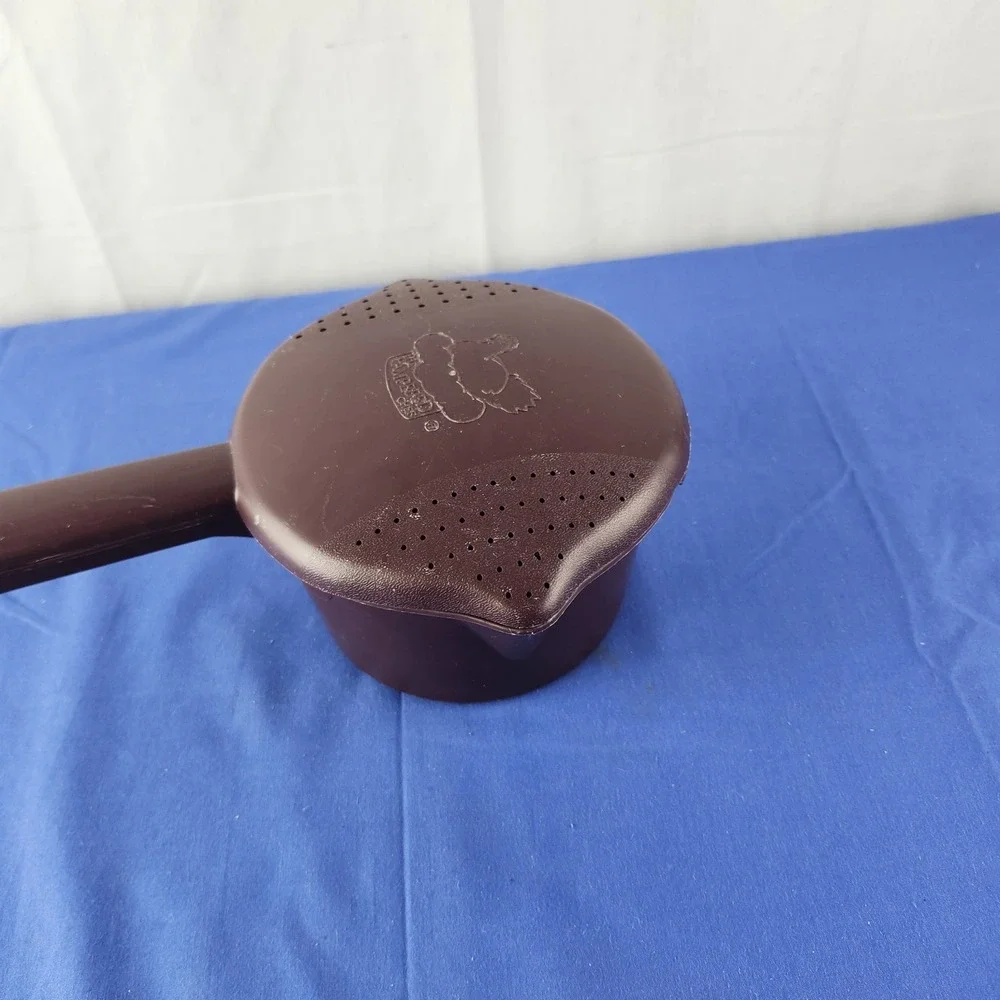 Vintage Pampered Chef Covered‎ Micro-Cooker 4 Cups #2775 Maroon Burgundy USA